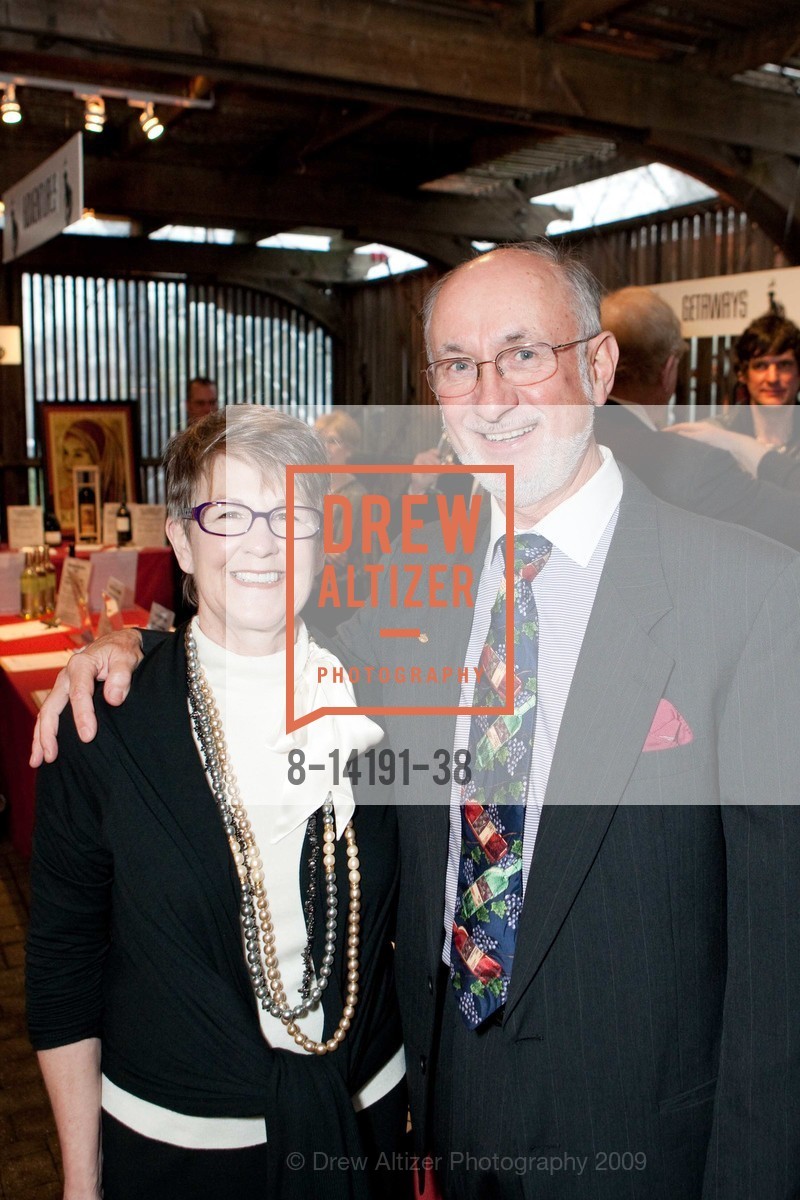 Connie Ikert, Richard Roessler, Sonoma Film Oscar Party, US, February 22nd, 2009, Photo #8-14191-38 Connie Ikert, Richard Roessler, Photo #8-14191-38