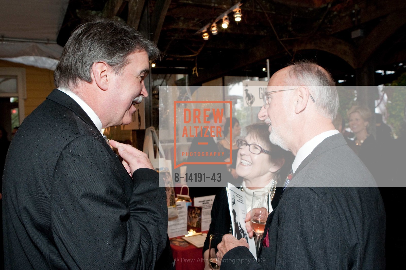 Connie Ikert, Richard Roessler, Sonoma Film Oscar Party, US, February 22nd, 2009, Photo #8-14191-43 Connie Ikert, Richard Roessler, Photo #8-14191-43