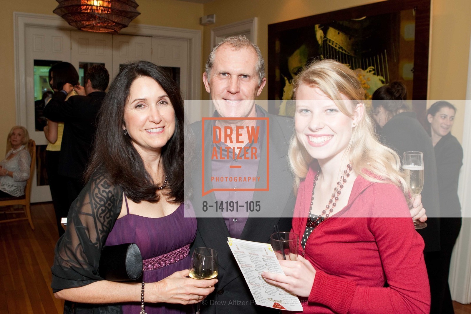 Lisa Zingarelli, Ron Rusnak, Jessica Schinn, Sonoma Film Oscar Party, US, February 22nd, 2009, Photo #8-14191-105 Lisa Zingarelli, Ron Rusnak, Jessica Schinn, Photo #8-14191-105