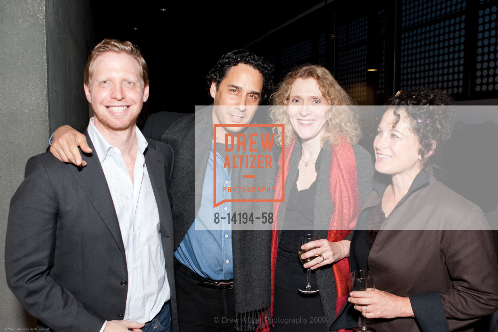 Matt Tyrnauer, David Trachtenberg, Amy Trachtenberg, The De Young Museum hosts Filmmaker Matt Tyrnauer, US, April 5th, 2009, Photo #8-14194-58 Matt Tyrnauer, David Trachtenberg, Amy Trachtenberg, Photo #8-14194-58
