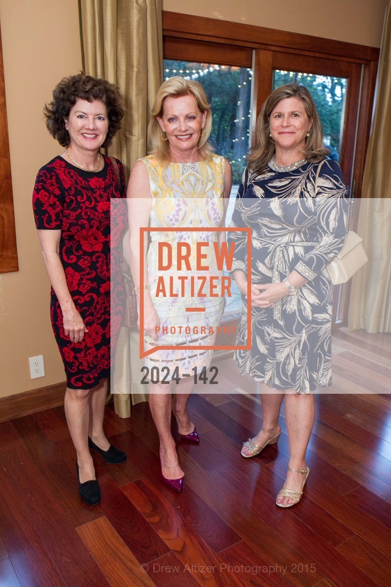 Jacqueline Witter, Alison Carlson, Wynne Dubovoy, Gucci & Vogue Dinner, Private Residence. Private Residence, June 3rd, 2015, Photo #2024-142 Jacqueline Witter, Alison Carlson, Wynne Dubovoy, Photo #2024-142