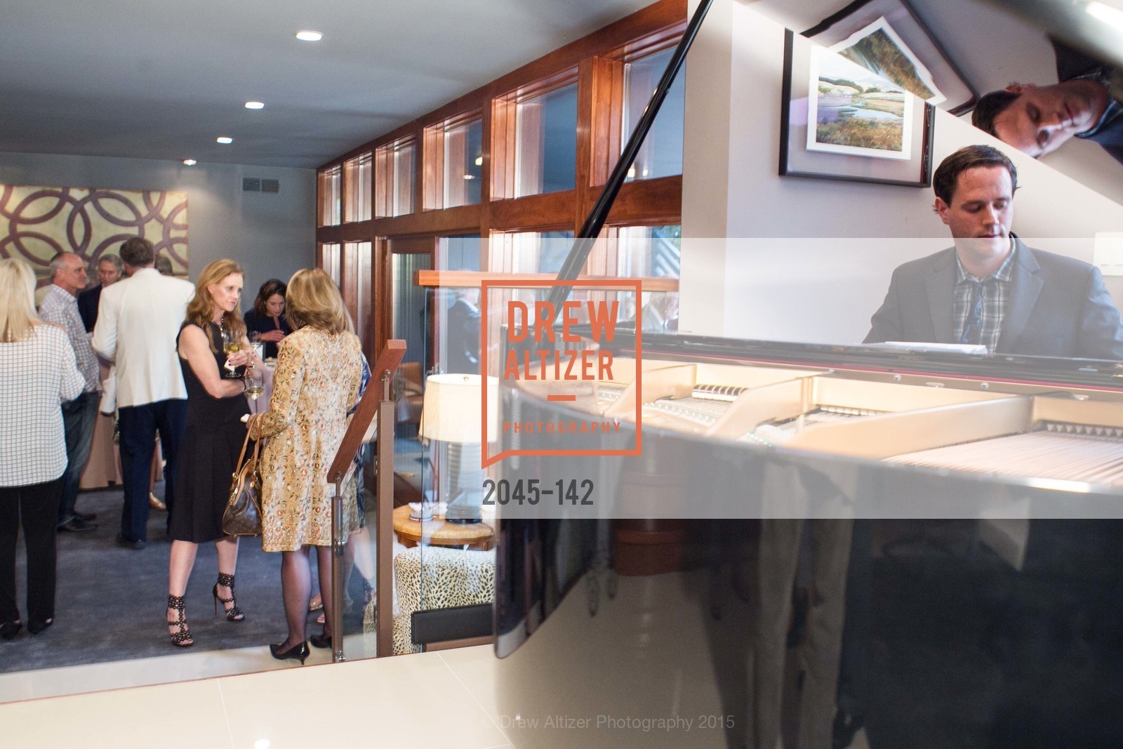 Atmosphere, THE MAN WITHIN book launch with Randolph Churchill, Private Residence, June 2nd, 2015,Drew Altizer, Drew Altizer Photography, full-service agency, private events, San Francisco photographer, photographer california