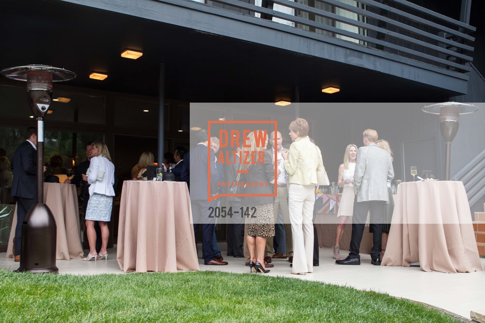 Atmosphere, THE MAN WITHIN book launch with Randolph Churchill, Private Residence, June 2nd, 2015,Drew Altizer, Drew Altizer Photography, full-service agency, private events, San Francisco photographer, photographer california