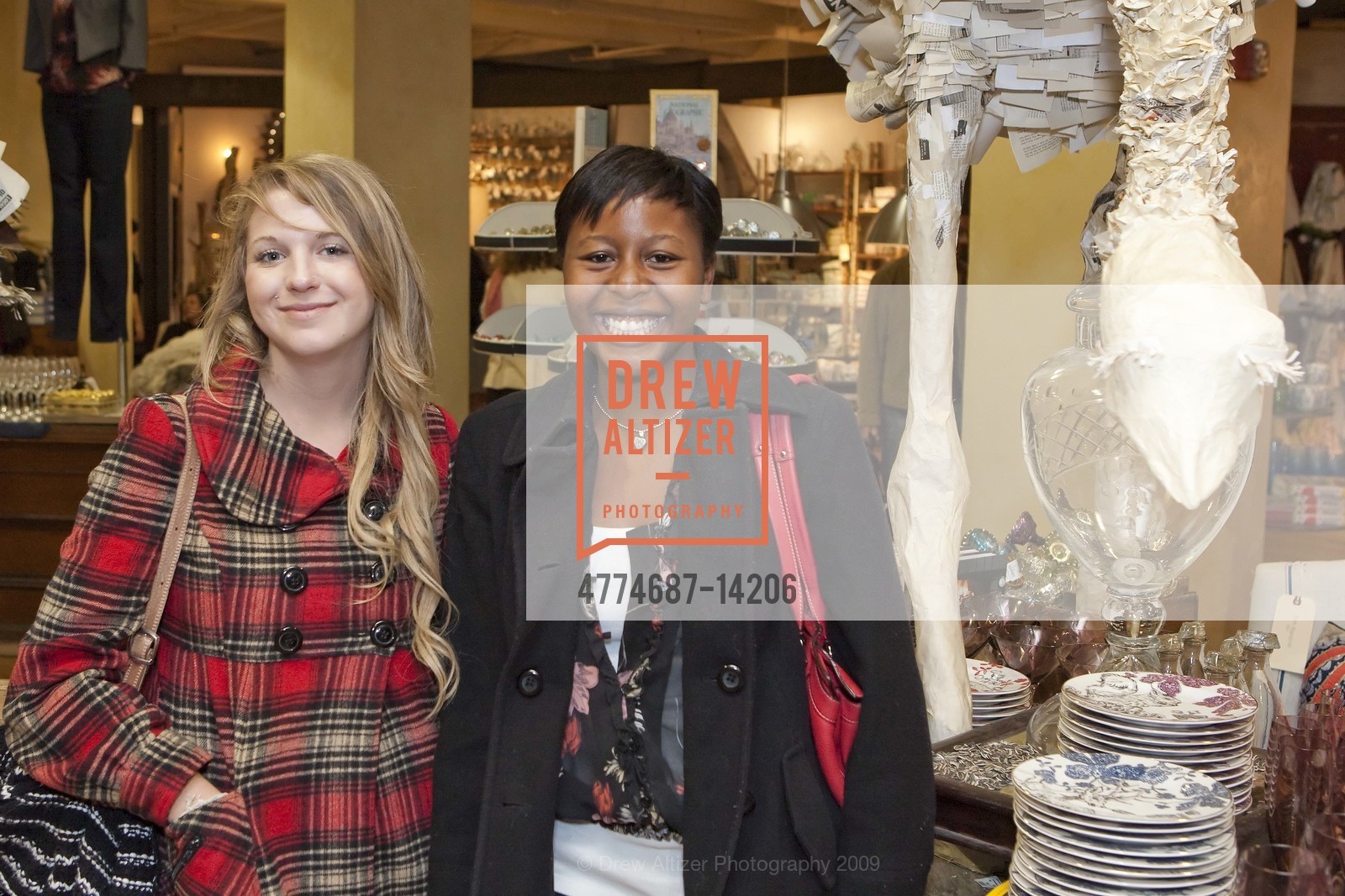Caroline Toch, Charity Gooden, Sundance Channel and Anthropologie Present MAN SHOPS WORLD, US, October 7th, 2009, Photo #4774687-14206 Caroline Toch, Charity Gooden, Photo #4774687-14206