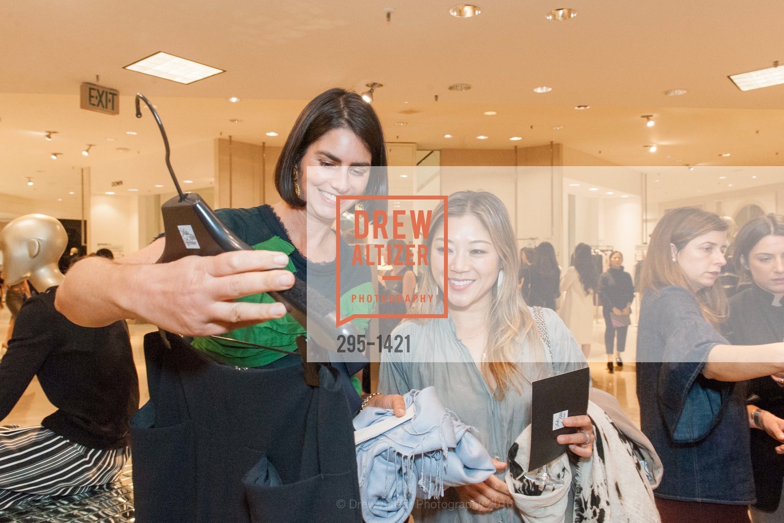 Alex Caban, Elyn Shim, Asian Art Museum Kick-off at Saks Fifth Avenue for Altuzarra, Saks Fifth Avenue. 384 Post St, September 21st, 2016, Photo #295-1421 Alex Caban, Elyn Shim, Photo #295-1421