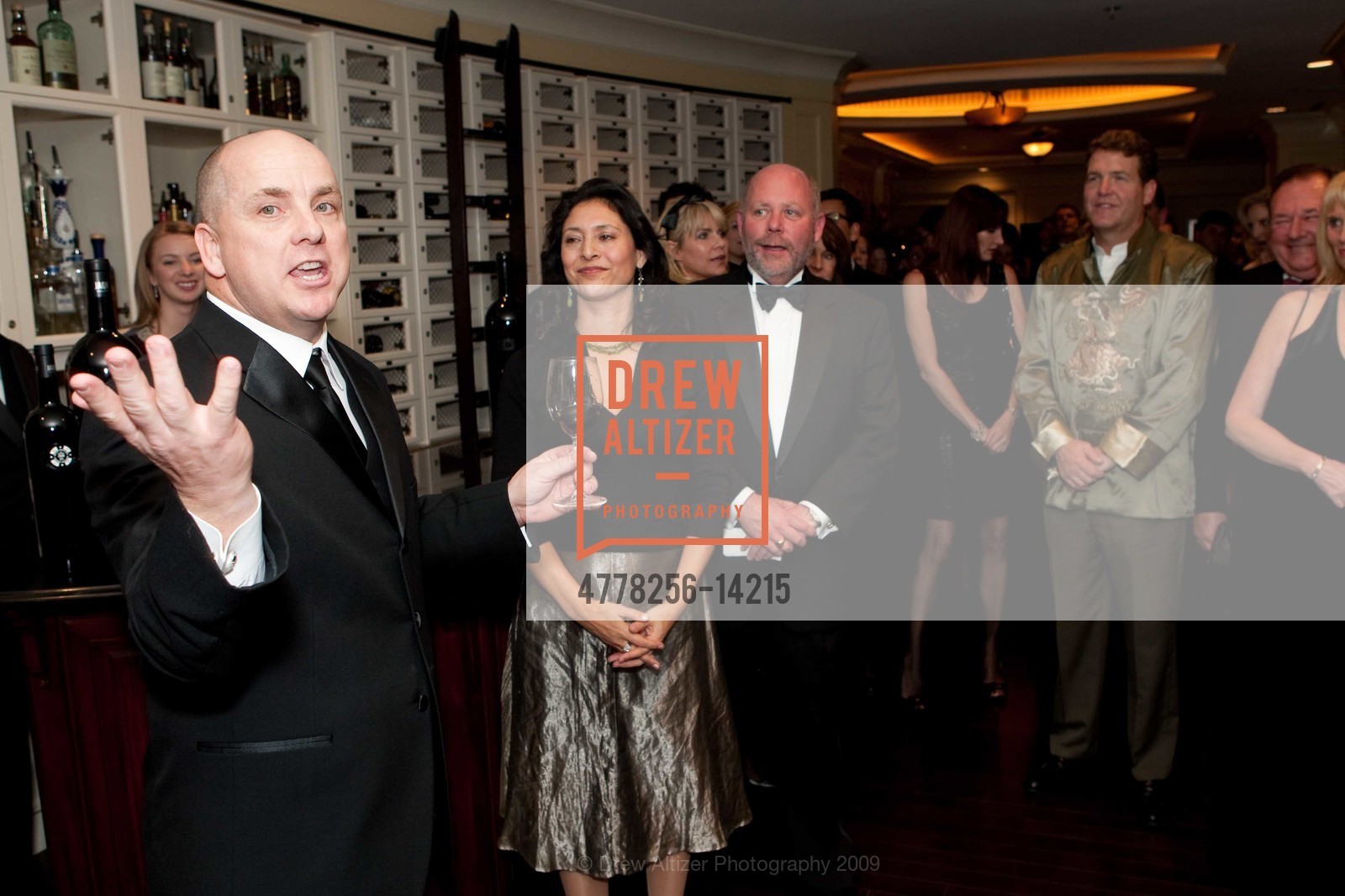 David Dees, Suzanne Baird, Paul Holm, Hope Ball Thank You Party, US, December 11th, 2009, Photo #4778256-14215 David Dees, Suzanne Baird, Paul Holm, Photo #4778256-14215