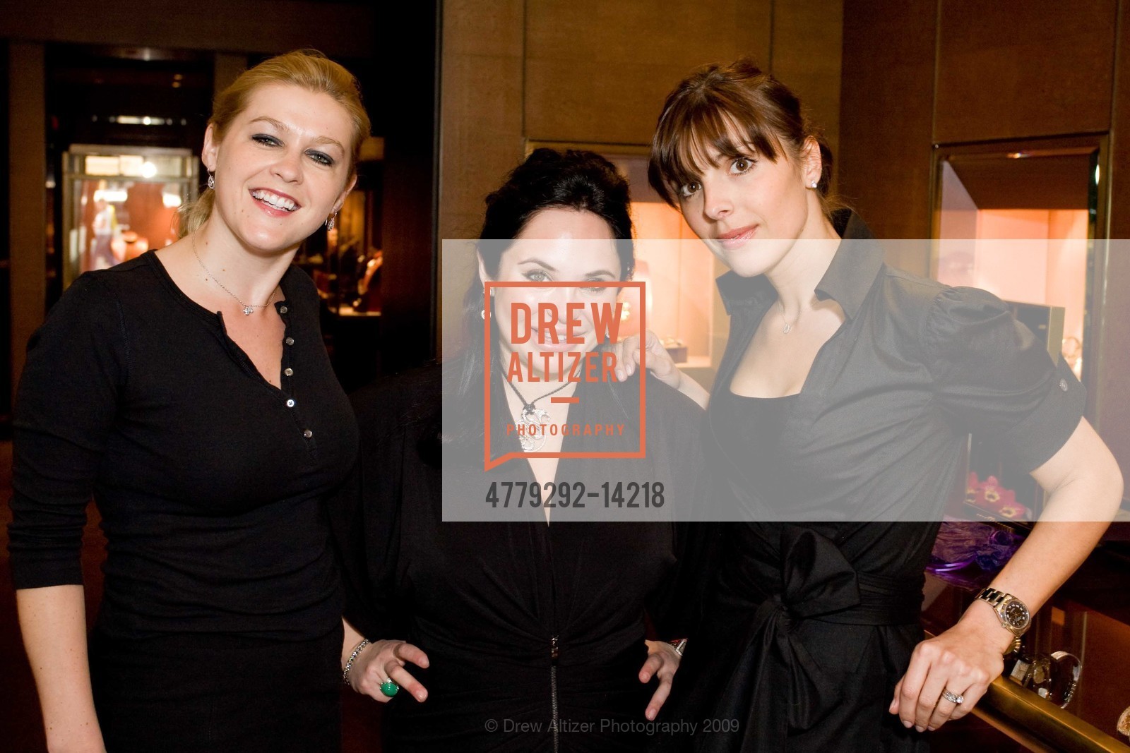 Olga Robles, Rada Katz, Adela Horta, BOUCHERON Macaron Champagne Brunch, US, April 23rd, 2009, Photo #4779292-14218 Olga Robles, Rada Katz, Adela Horta, Photo #4779292-14218