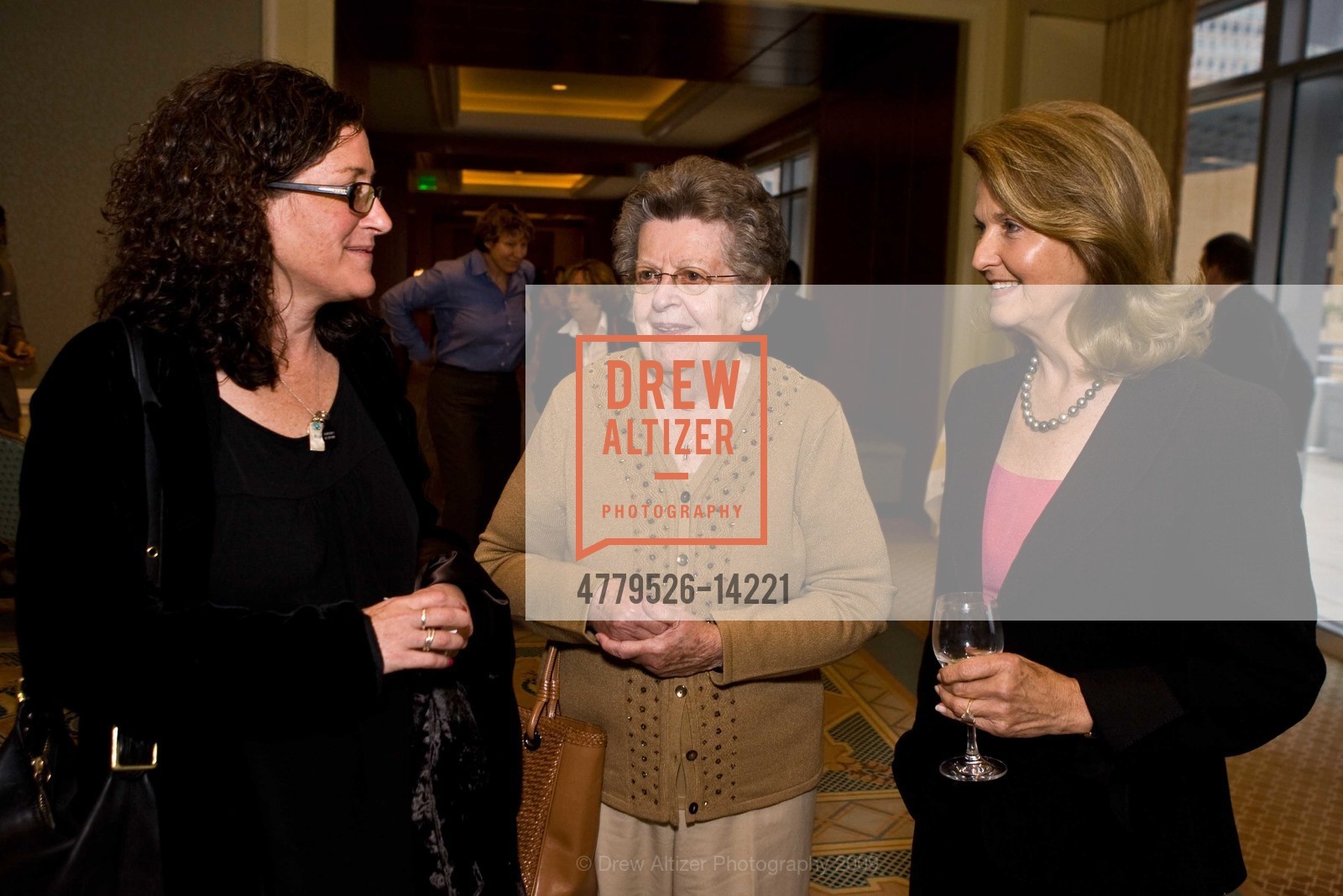 Sheila von Driska, Isabel von Driska, JaMel Perkins, PARTNERS ENDING DOMESTIC ABUSE Gala, US, May 4th, 2009, Photo #4779526-14221 Sheila von Driska, Isabel von Driska, JaMel Perkins, Photo #4779526-14221