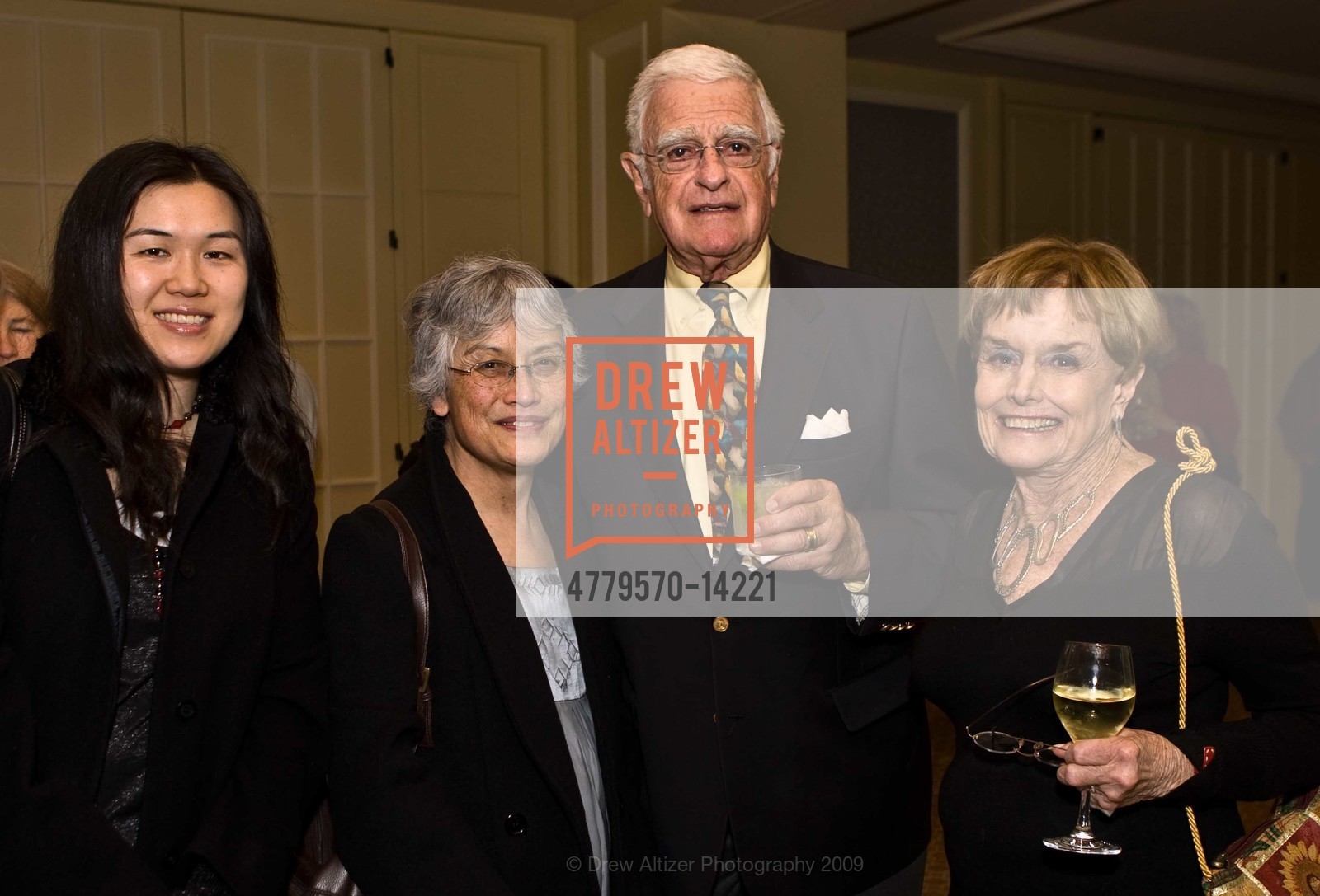 Yoland Kwong, Doreen Der-McLeod, ? Warburg, Ruth Warburg, PARTNERS ENDING DOMESTIC ABUSE Gala, US, May 4th, 2009, Photo #4779570-14221 Yoland Kwong, Doreen Der-McLeod, ? Warburg, Ruth Warburg, Photo #4779570-14221
