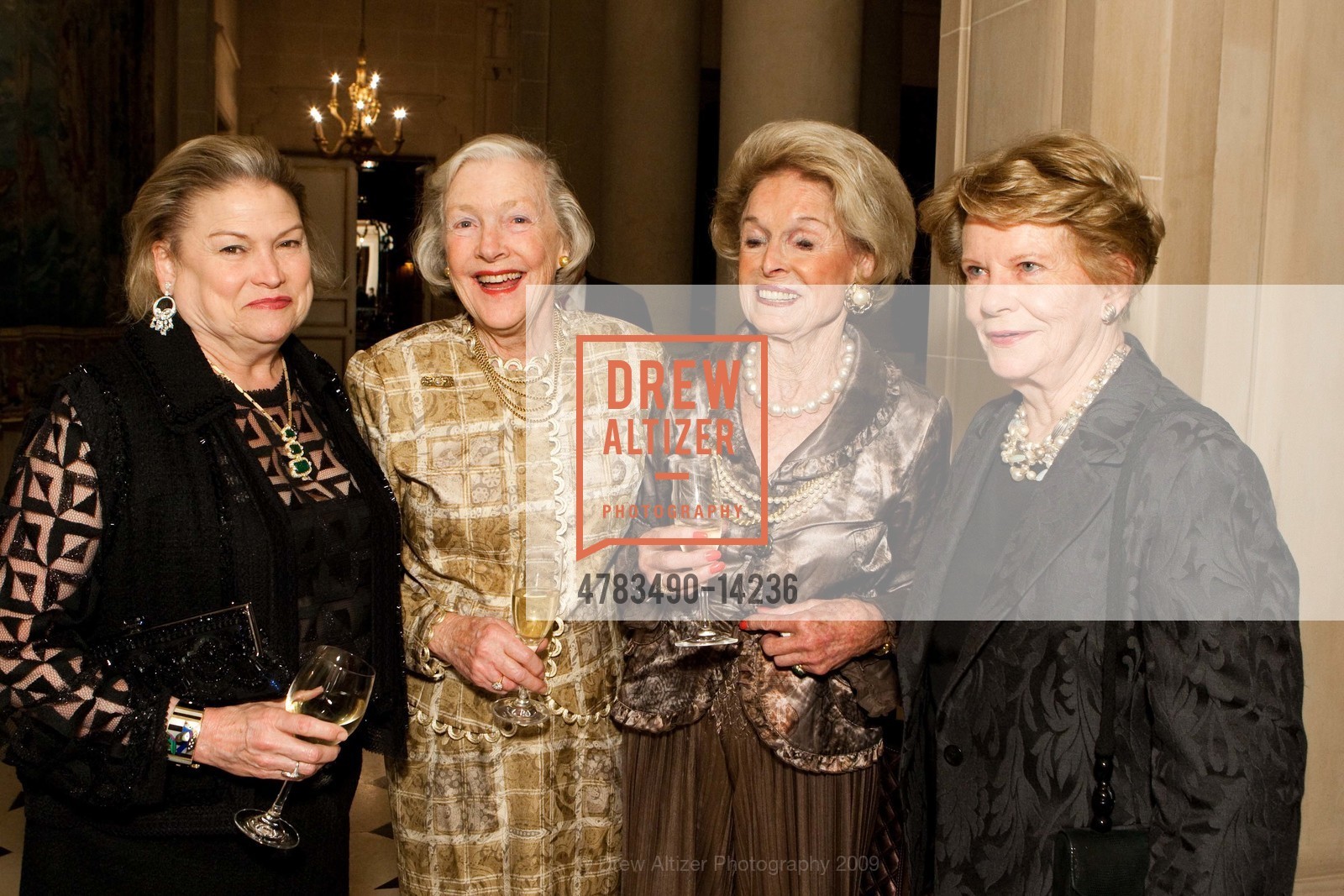 Cynthia Gunn, Marianne Peterson, Harriet Quarre, Carol Costigan, CAROLANDS MANSION Hosts The SAN FRANCISCO OPERA, US, October 31st, 2009, Photo #4783490-14236 Cynthia Gunn, Marianne Peterson, Harriet Quarre, Carol Costigan, Photo #4783490-14236