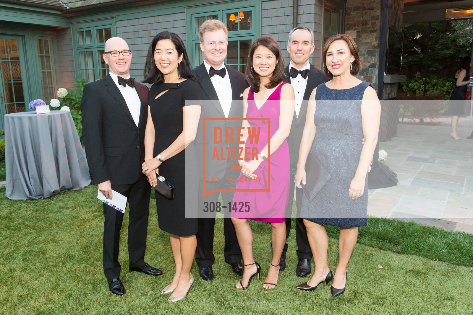 Stu Mclaughlin, Meg McLaughlin, Trevor Watt, Terry Watt, Michael McBride, Lija McBride, CuriOdyssey Gala, Private Residence. 310 W Santa Inez Ave., Hillsborough, CA, September 24th, 2016, Photo #308-1425 Stu Mclaughlin, Meg McLaughlin, Trevor Watt, Terry Watt, Michael McBride, Lija McBride, Photo #308-1425