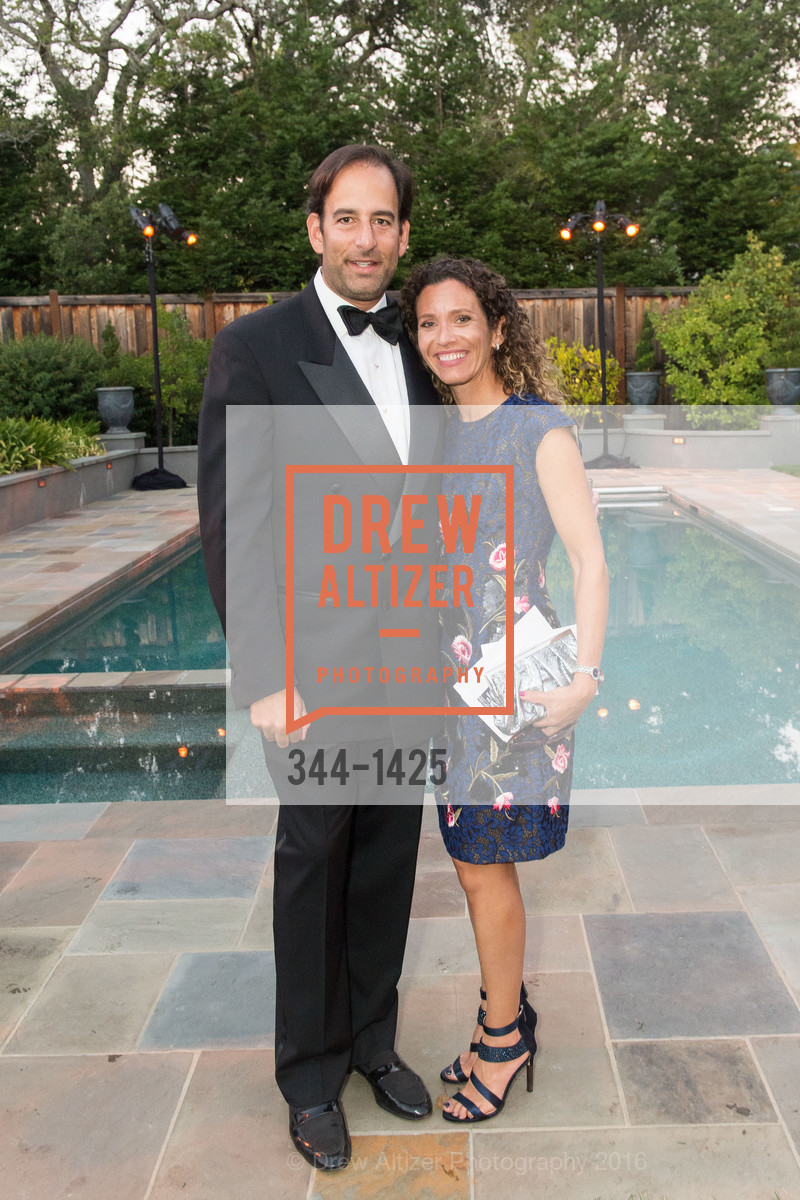 Robert Salama, Nicole Salama, Photo #344-1425