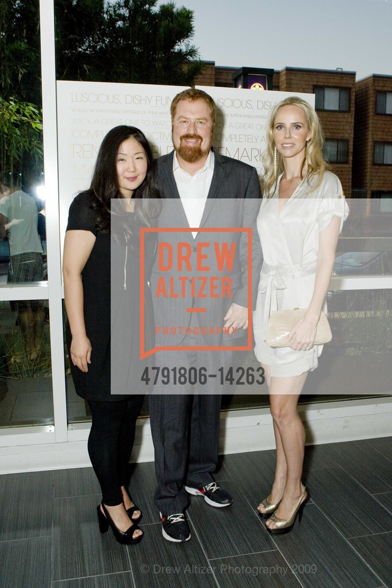 Jane Cha with Director RJ Cutler and Vanessa Getty