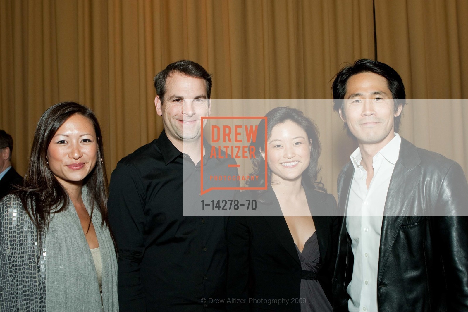 Lesley Hu, Stephen Oloughlin, Catherine Wong, Sunwoo Hwang, SYMPHONIX Gala Preview at MARK HOPKINS, US, July 23rd, 2009, Photo #1-14278-70 Lesley Hu, Stephen Oloughlin, Catherine Wong, Sunwoo Hwang, Photo #1-14278-70