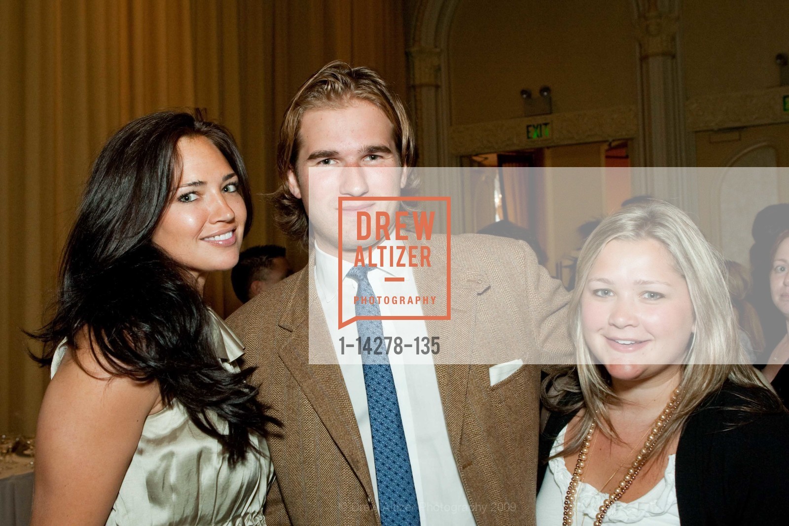 Lauren Scanlon, Joe Leveroni, Catherine Payne, SYMPHONIX Gala Preview at MARK HOPKINS, US, July 23rd, 2009, Photo #1-14278-135 Lauren Scanlon, Joe Leveroni, Catherine Payne, Photo #1-14278-135