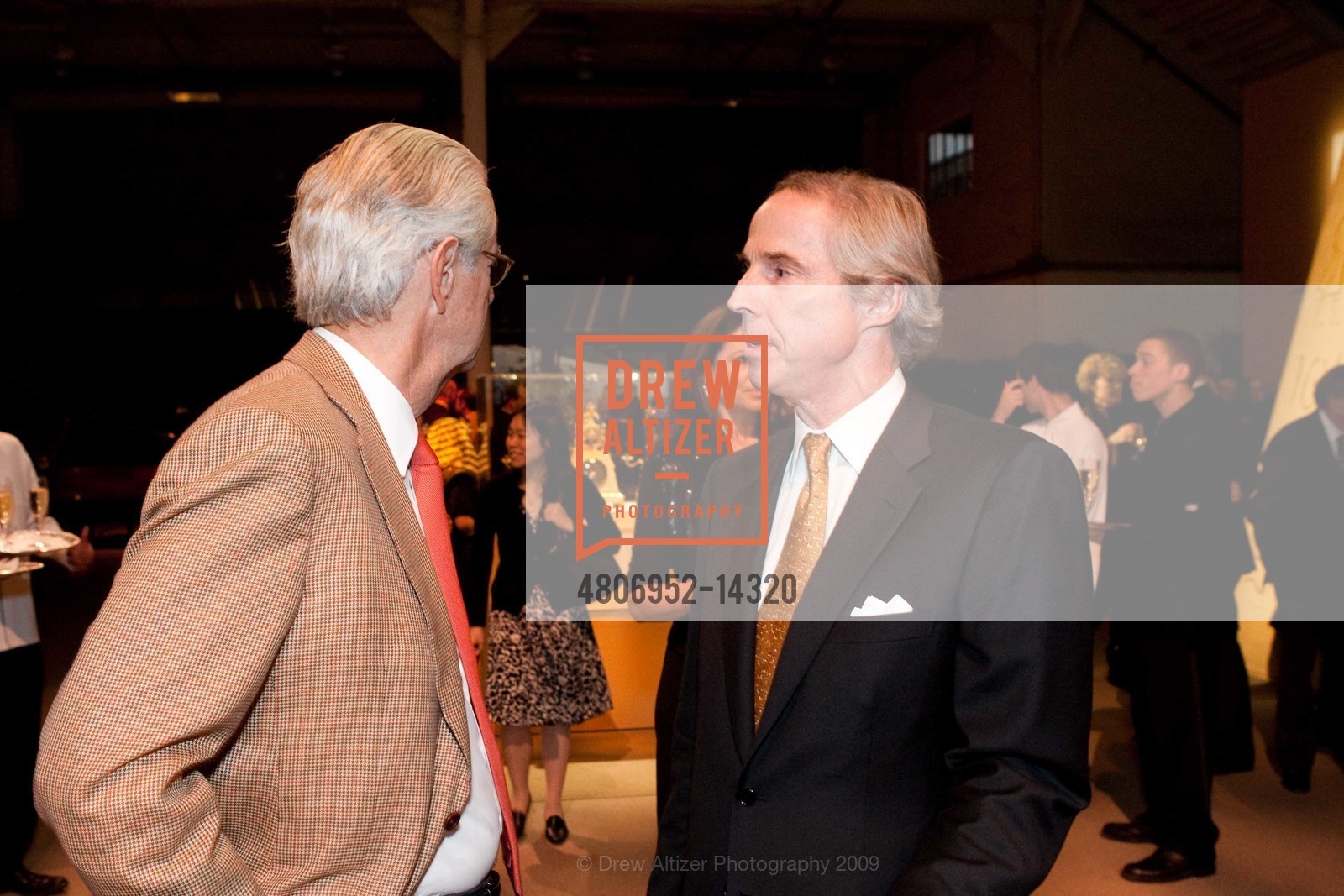 Stephen Merrill, Timothy Marks, The San Francisco Fall Antiques Show Benefiting Enterprise for High School Students, US, October 29th, 2009, Photo #4806952-14320 Stephen Merrill, Timothy Marks, Photo #4806952-14320