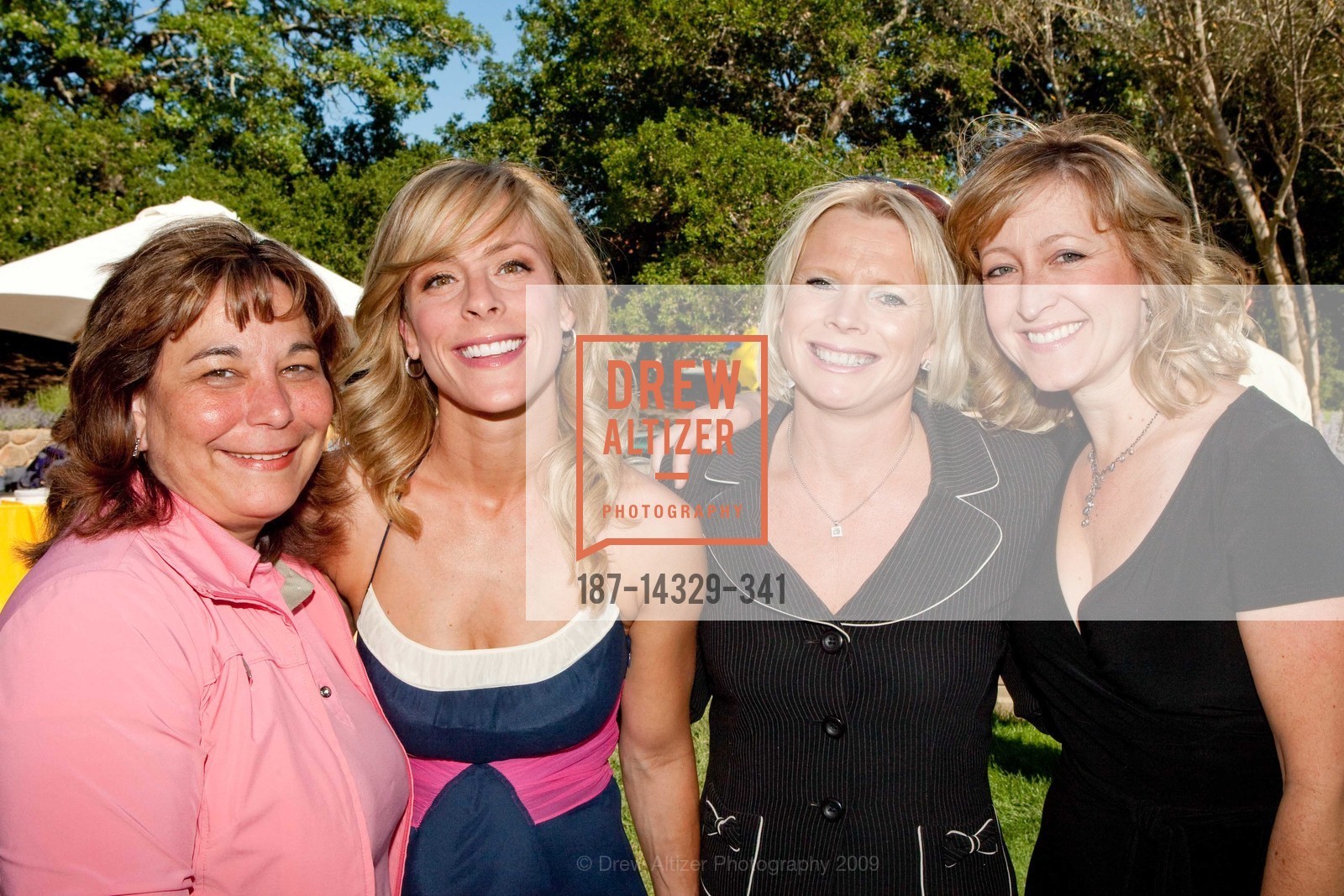 Jan Bowers, Jessica Wilhelm, Alex Hardy, Claire Wolfe, Mayacama's Annual Celebrity Golf Tournament, US, May 20th, 2009, Photo #187-14329-341 Jan Bowers, Jessica Wilhelm, Alex Hardy, Claire Wolfe, Photo #187-14329-341