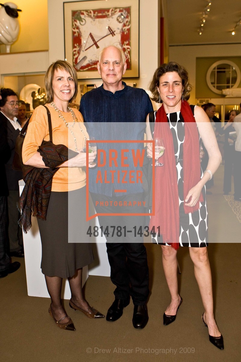 Laureen Pryor, John Capo, Gail Gordon, GUMPS Orlando Diaz Azcuy/Diane Dorrans Saeks Book Signing Party, US, May 9th, 2009, Photo #4814781-14341 Laureen Pryor, John Capo, Gail Gordon, Photo #4814781-14341