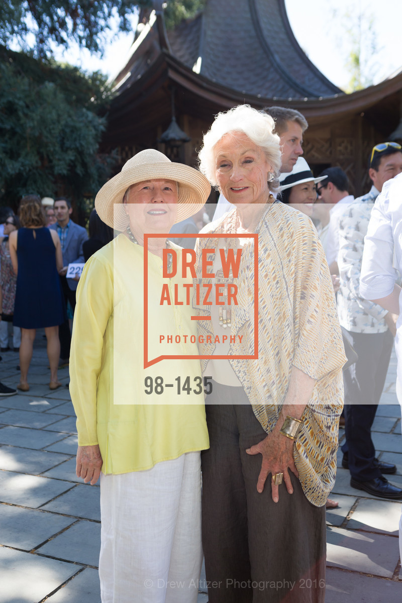 Eleanor Coppola, Molly Chappellet, Photo #98-1435