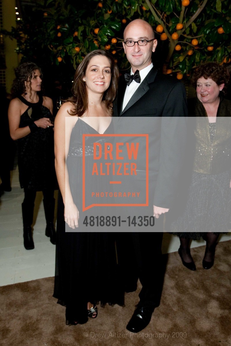 Erin Shuster, David Shuster, Gordon Getty's Annual Holiday Birthday Party, US, December 14th, 2009, Photo #4818891-14350 Erin Shuster, David Shuster, Photo #4818891-14350