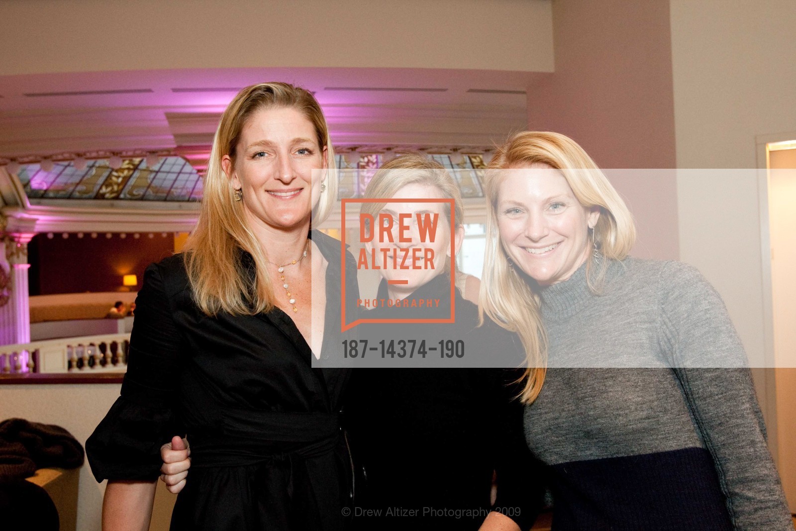 Sara Olsen, Monika Kaplan, Megan Pheif, Neiman Marcus hosts Stella McCartney, US, April 2nd, 2009, Photo #187-14374-190 Sara Olsen, Monika Kaplan, Megan Pheif, Photo #187-14374-190