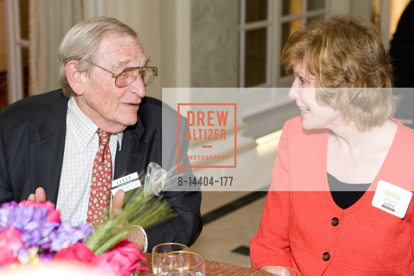 Barry Sterling, Diana McSherry, Ann and Gordon Getty Host THE LEAKEY FOUNDATION, US, April 27th, 2009, Photo #8-14404-177 Barry Sterling, Diana McSherry, Photo #8-14404-177