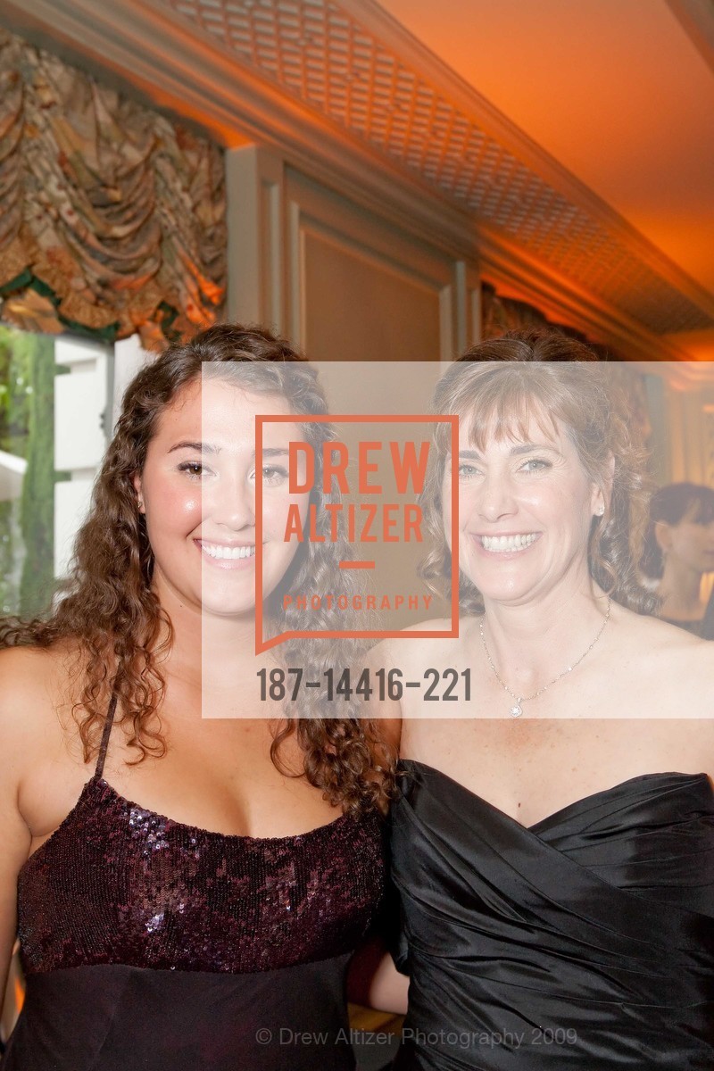 Kelsey Kagle, Joanne Kagle, JUVENILE DIABETES RESEARCH FOUNDATION Annual Gala, US, May 3rd, 2009, Photo #187-14416-221 Kelsey Kagle, Joanne Kagle, Photo #187-14416-221