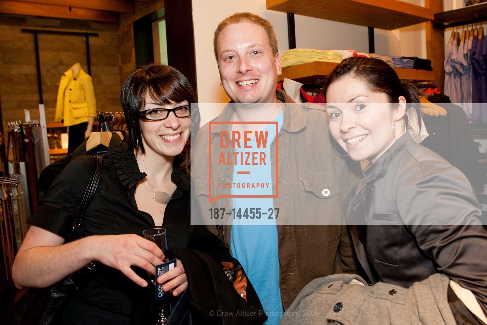 Anna Periklos, Brian Ried, Lydia Jasso, Martin & Osa Shopping Event, US, February 26th, 2009, Photo #187-14455-27 Anna Periklos, Brian Ried, Lydia Jasso, Photo #187-14455-27