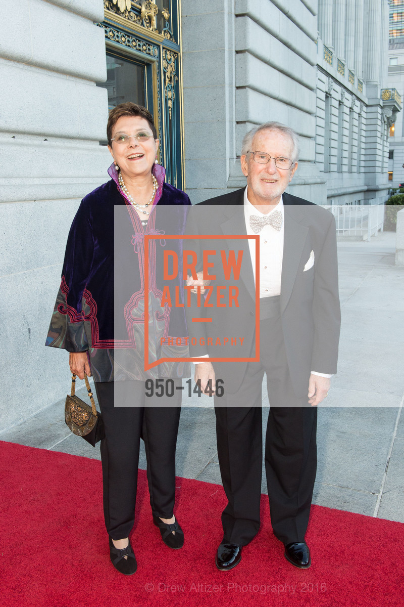 Kathy Bissinger, Matthew Bissinger, Paul Bissinger, San Francisco Performances: A HEARTFELT GALA, Herbst Theatre, September 30th, 2016, Photo #950-1446 Kathy Bissinger, Matthew Bissinger, Paul Bissinger, Photo #950-1446