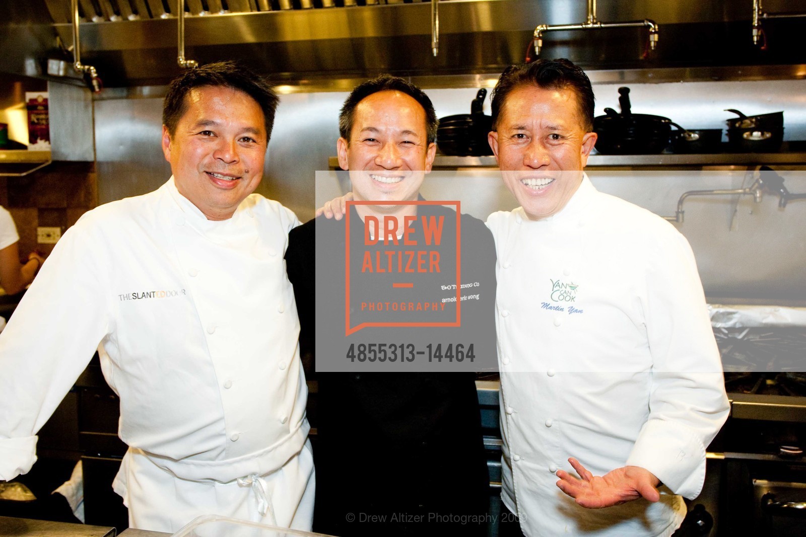 Charles Phan, Arnold Wong, Martin Yan, SF Chefs "Rising Star Chefs" & "Wine Dine Donate Dinner", US, August 6th, 2009, Photo #4855313-14464 Charles Phan, Arnold Wong, Martin Yan, Photo #4855313-14464