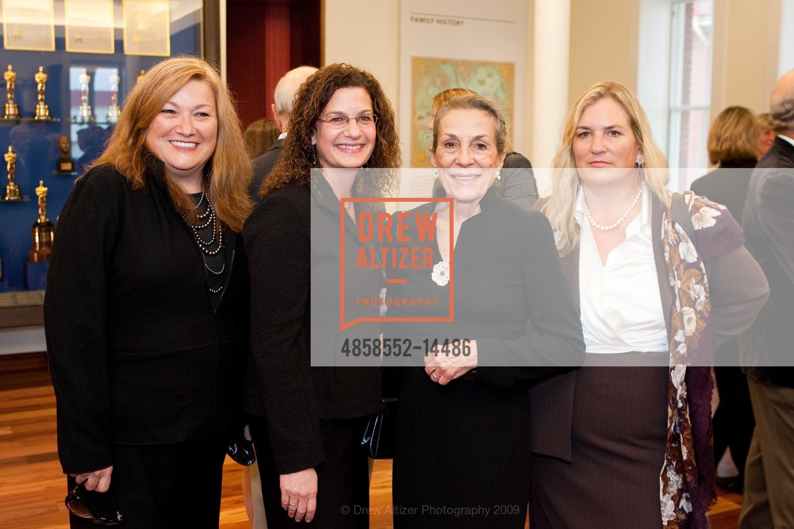 Robin Silvestri, Diane Disney Miller, Joanna Miller Runeare, Disney Museum Pre-Opening Cocktail Reception, US, September 25th, 2009, Photo #4858552-14486 Robin Silvestri, Diane Disney Miller, Joanna Miller Runeare, Photo #4858552-14486