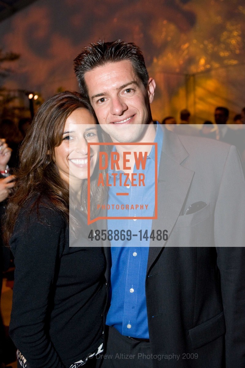 Sonia Cacianti, Kevin Cacianti, Disney Museum Pre-Opening Cocktail Reception, US, September 25th, 2009, Photo #4858869-14486 Sonia Cacianti, Kevin Cacianti, Photo #4858869-14486