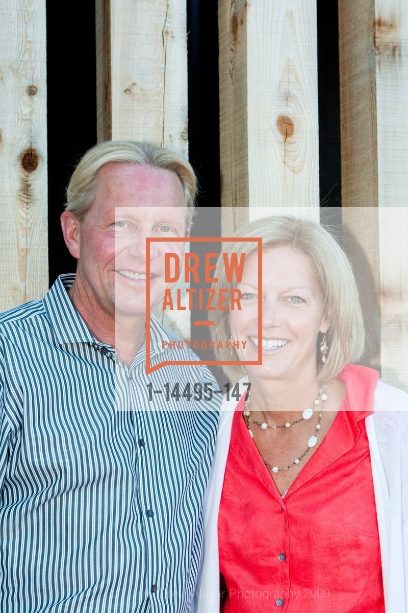 Roy Martin, Joy Lindsay, Haute Living/Cade Winery Napa Wine Auction Kick Off Event, US, June 8th, 2009, Photo #1-14495-147 Roy Martin, Joy Lindsay, Photo #1-14495-147