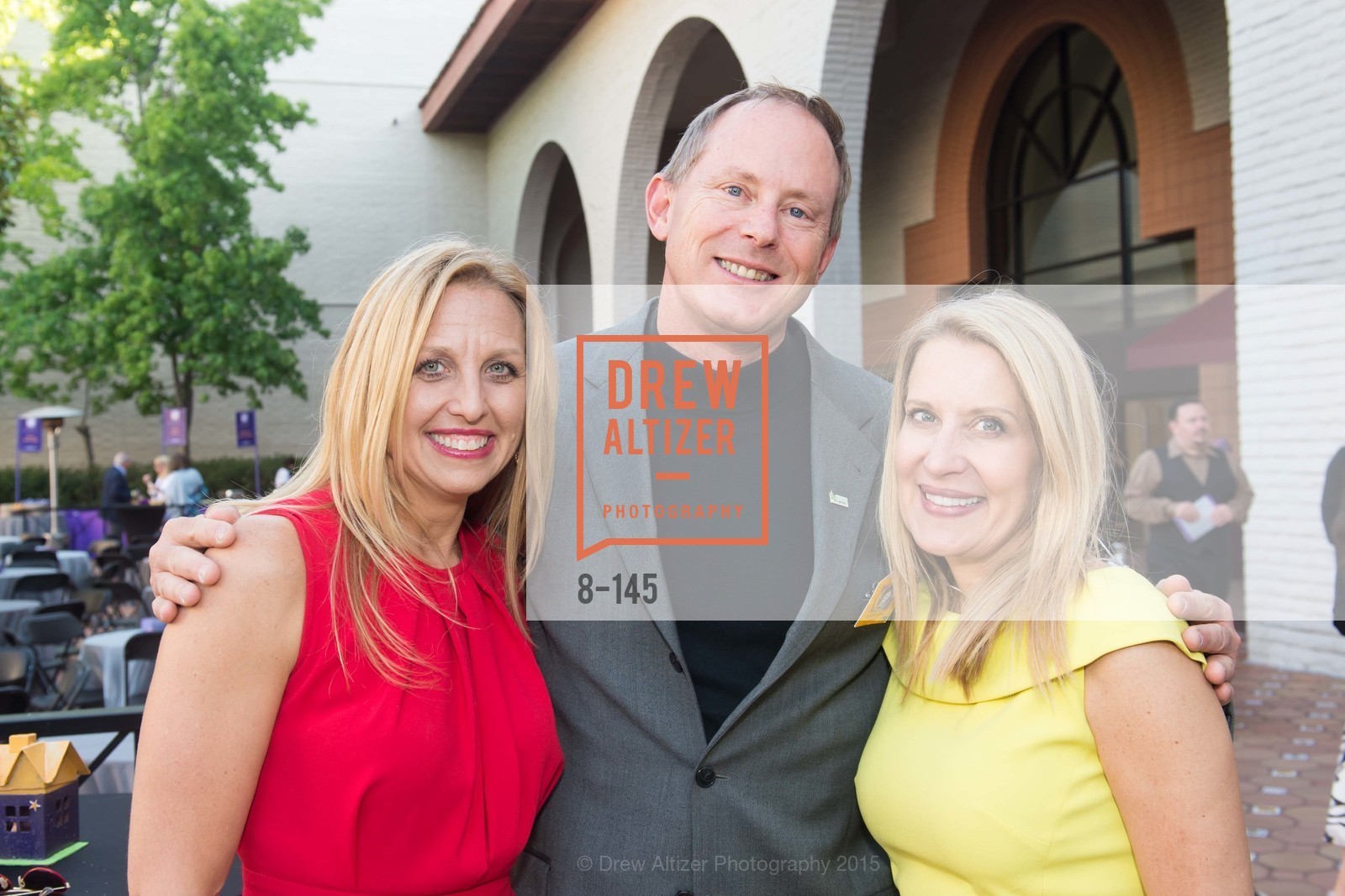 Jennie Lang, Gary Ahern, Kim Boyanowski, Gucci & Vogue Dinner, Stanford Shopping Center. Stanford Shopping Center, June 5th, 2015, Photo #8-145 Jennie Lang, Gary Ahern, Kim Boyanowski, Photo #8-145