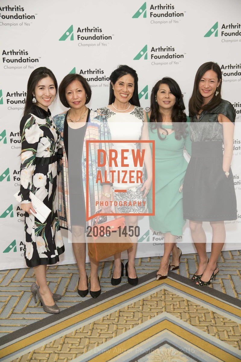 Selena Du, Therese Hu, Vena Li, Sharon Seto, Leslie Hu, Arthritis Foundation's Fashion Fights Arthritis 2016, Fairmont Hotel, Grand Ballroom. 950 Mason St, October 5th, 2016, Photo #2086-1450 Selena Du, Therese Hu, Vena Li, Sharon Seto, Leslie Hu, Photo #2086-1450