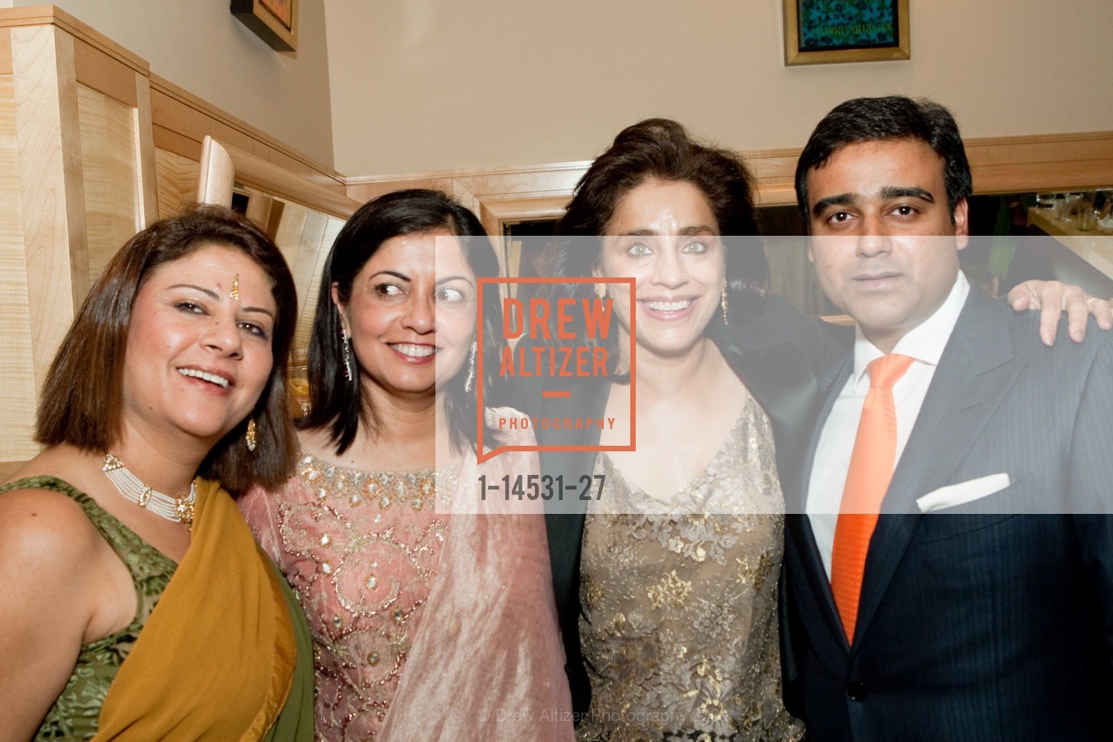 Ritu Marwah, Sangeeta Anand, Vinati Misha, Vikram Singh, Celebrate Contemporary India, US, August 16th, 2009, Photo #1-14531-27 Ritu Marwah, Sangeeta Anand, Vinati Misha, Vikram Singh, Photo #1-14531-27