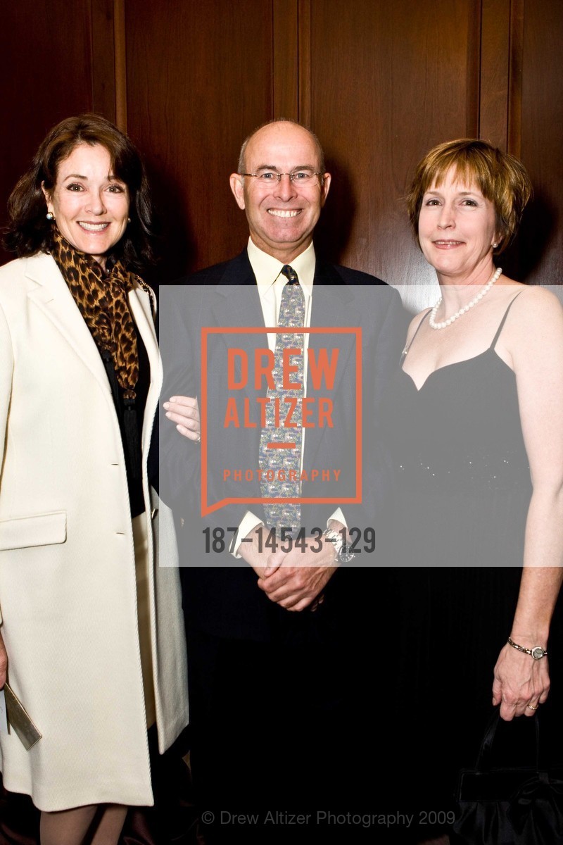 Sue Hoeschler, Peter Stoneberg, Jan McHugh-Smith, SPCA Anniversary Dinner and Awards, US, March 8th, 2009, Photo #187-14543-129 Sue Hoeschler, Peter Stoneberg, Jan McHugh-Smith, Photo #187-14543-129