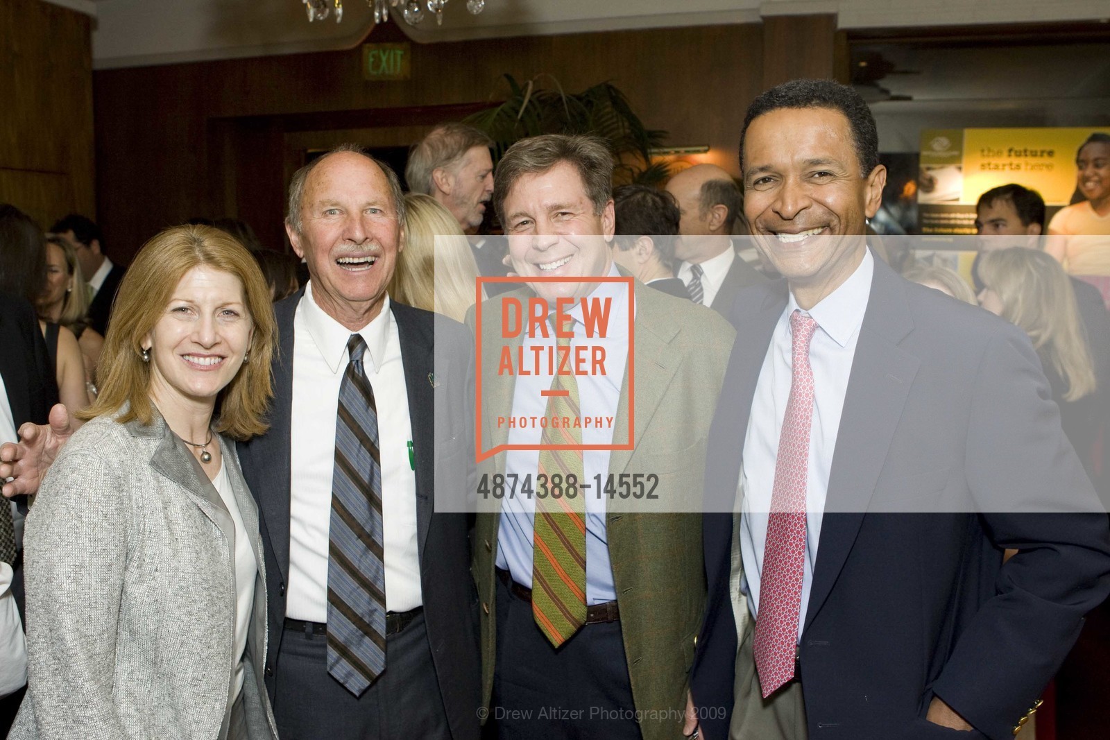 Diana Strandberg, Les Andersen, Steve Strandberg, Harry Haigood, Boys and Girls Club Gala, US, April 30th, 2009, Photo #4874388-14552 Diana Strandberg, Les Andersen, Steve Strandberg, Harry Haigood, Photo #4874388-14552