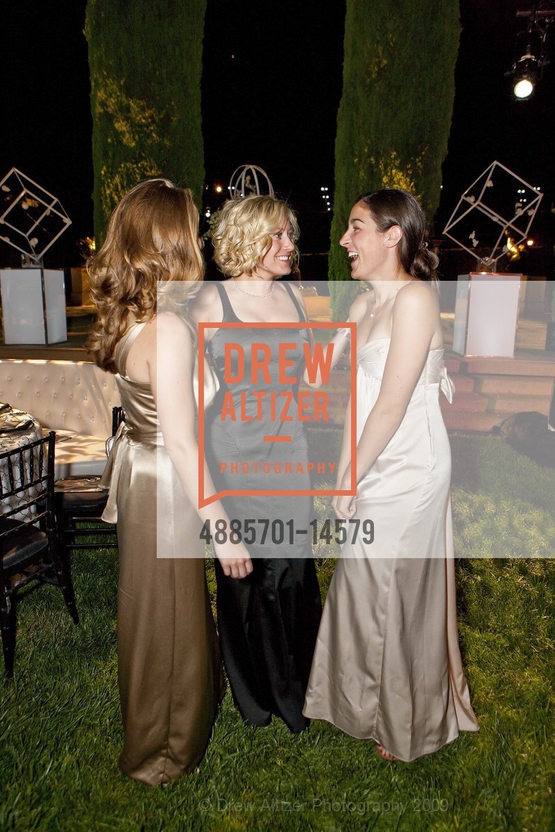 Alexa Binns, Katie Anderson, Jessica Verrlili, Canter Arts Center's RODIN BY MOONLIGHT, US, September 27th, 2009, Photo #4885701-14579 Alexa Binns, Katie Anderson, Jessica Verrlili, Photo #4885701-14579