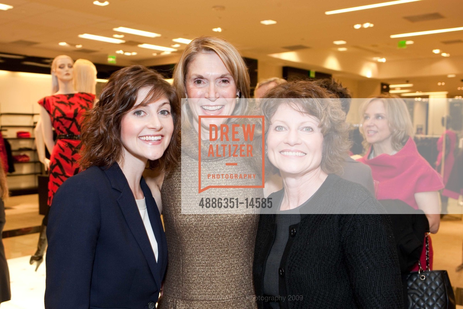 Liz DiGiacomo, Joanie Jones, Linda DiGiacomo, Photo #4886351-14585