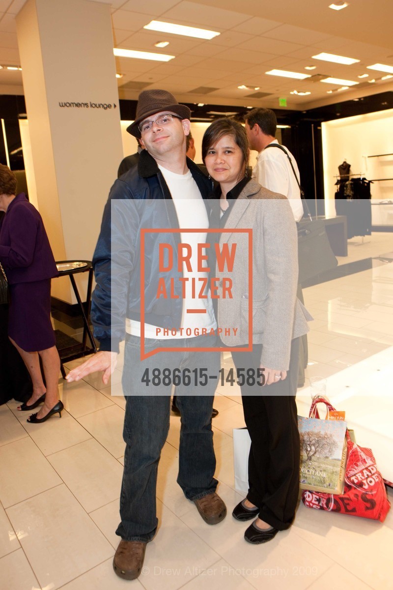 Chadwick Dupre, Caroline Dupre, Bloomingdale's and The Cancer League Michael Kors Resort 2009 Trunk Show and Cocktail Party, US, November 6th, 2009, Photo #4886615-14585 Chadwick Dupre, Caroline Dupre, Photo #4886615-14585