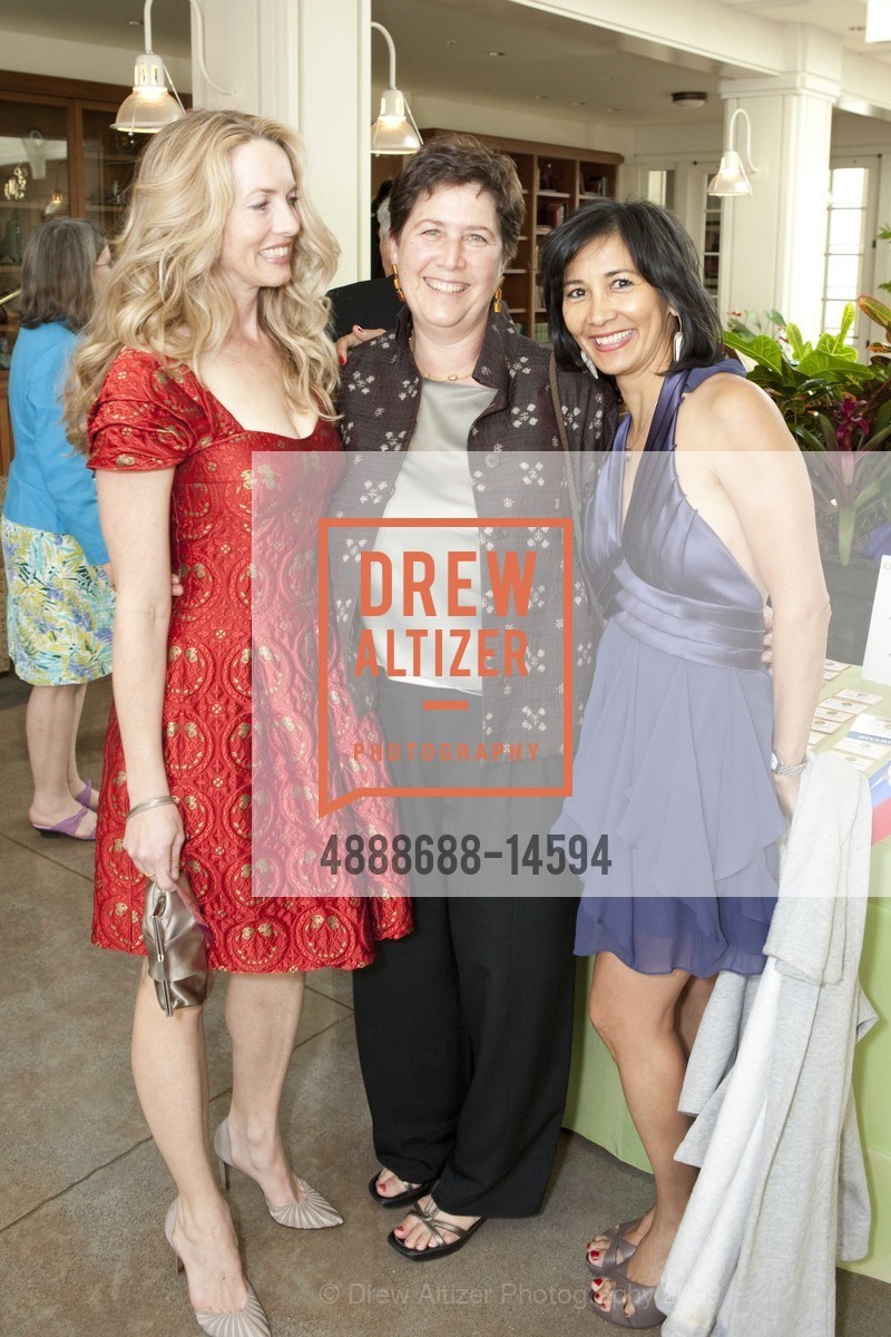 Laurene Powell Jobs, Lynn Feintech, Cynthia Keely, College Track Annual Benefit, US, May 11th, 2009, Photo #4888688-14594 Laurene Powell Jobs, Lynn Feintech, Cynthia Keely, Photo #4888688-14594