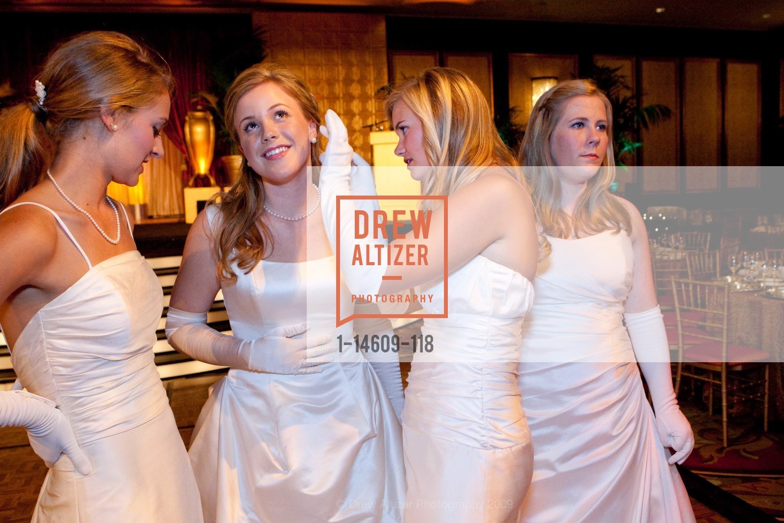 Abigail Brannan Mathieson, Alexandra Averell Lively Edmondson, Emma Giorgianna Jesberg, Kelly Erin Gillfillan, 2009 San Francisco DEBUTANTE BALL, US, June 20th, 2009, Photo #1-14609-118 Abigail Brannan Mathieson, Alexandra Averell Lively Edmondson, Emma Giorgianna Jesberg, Kelly Erin Gillfillan, Photo #1-14609-118