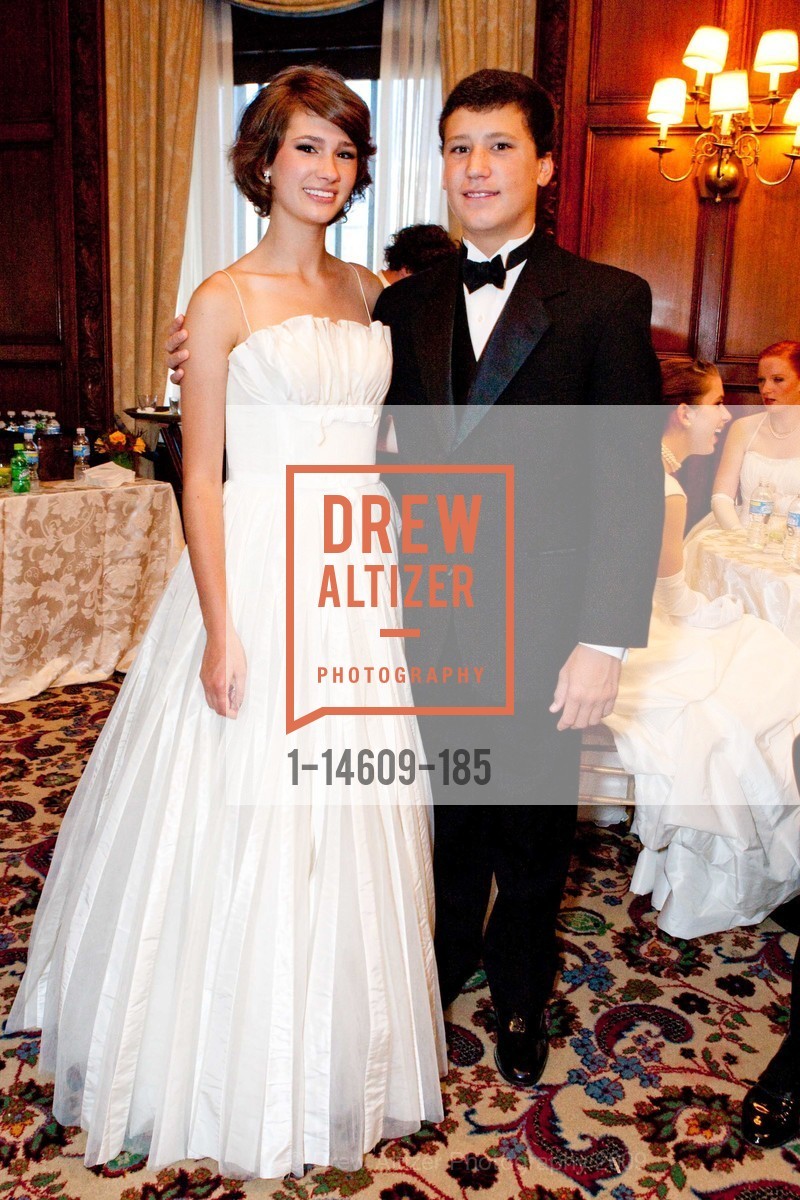 Grace Pritchett Milligan, James Milligan, 2009 San Francisco DEBUTANTE BALL, US, June 20th, 2009, Photo #1-14609-185 Grace Pritchett Milligan, James Milligan, Photo #1-14609-185