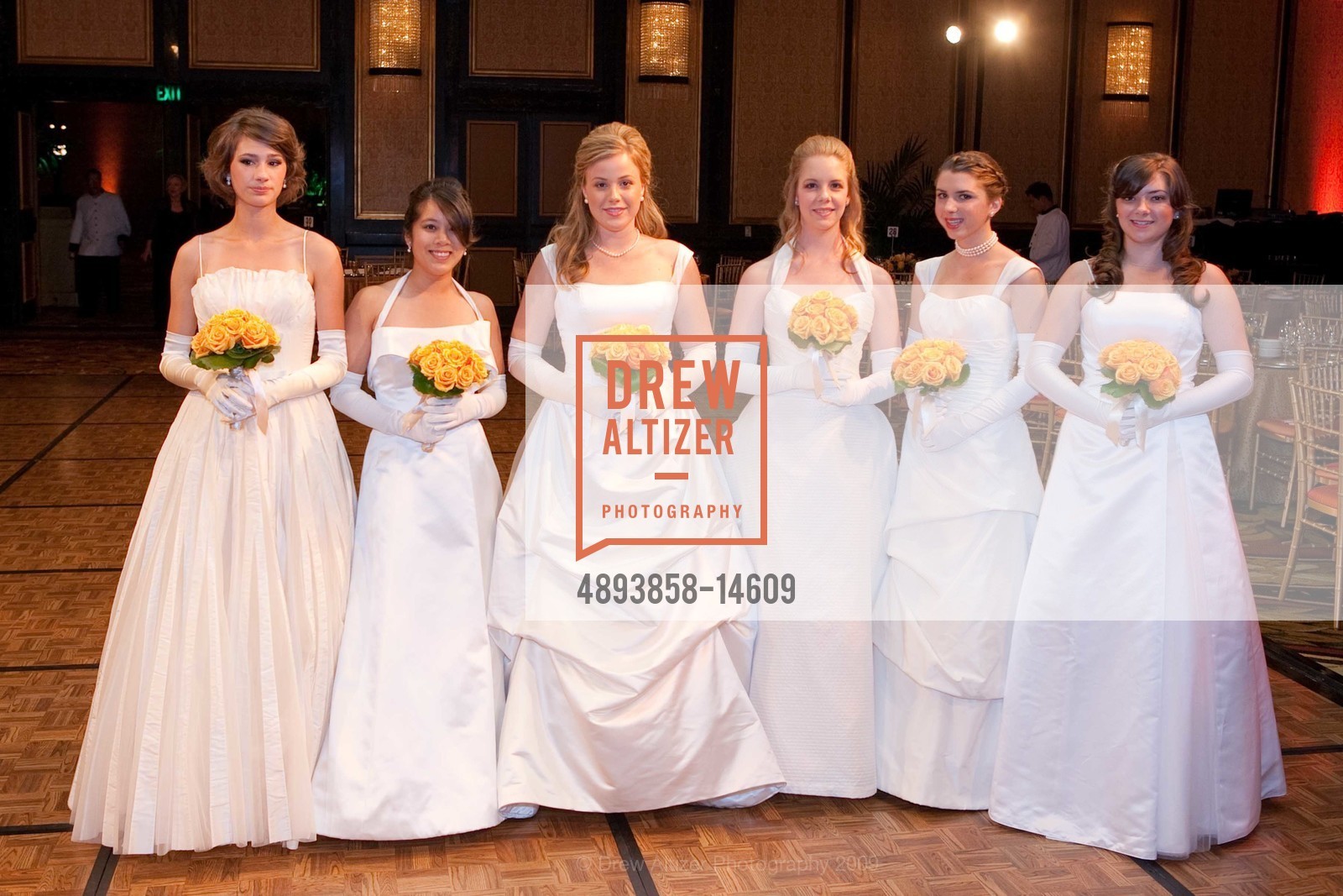 Grace Pritchett Milligan, Marissa Lee Seto, Alexandra Averell Lively Edmondson, Elizabeth Collins Hullar, Grace Mitchell Schlesinger, Victoria Crisler Hetz, 2009 San Francisco DEBUTANTE BALL, US, June 20th, 2009, Photo #4893858-14609 Grace Pritchett Milligan, Marissa Lee Seto, Alexandra Averell Lively Edmondson, Elizabeth Collins Hullar, Grace Mitchell Schlesinger, Victoria Crisler Hetz, Photo #4893858-14609