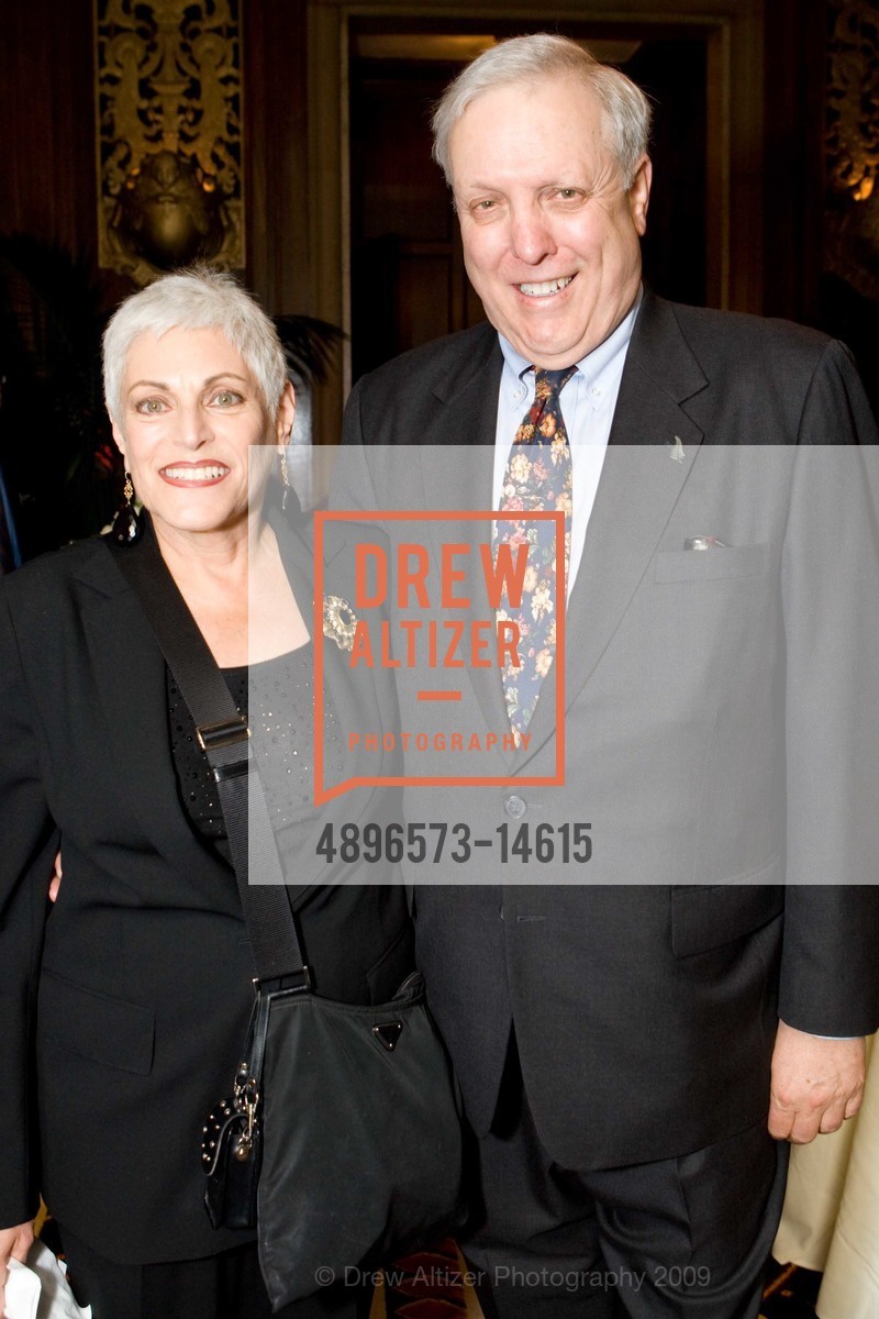 Ellen Sears, Richard Sears, ACADEMY OF ART UNIVERSITY VIP Dinner with Director Matt Tyrnauer and David Downtown, US, April 23rd, 2009, Photo #4896573-14615 Ellen Sears, Richard Sears, Photo #4896573-14615