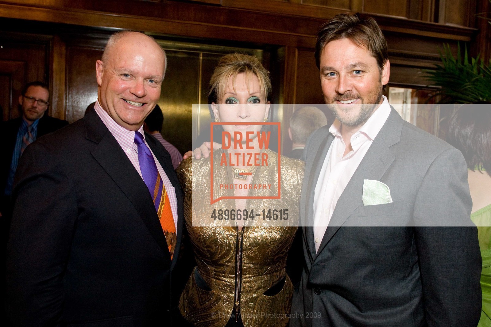 Bobby Sullivan, Sallie Huntting, Tom Hartle, ACADEMY OF ART UNIVERSITY VIP Dinner with Director Matt Tyrnauer and David Downtown, US, April 23rd, 2009, Photo #4896694-14615 Bobby Sullivan, Sallie Huntting, Tom Hartle, Photo #4896694-14615