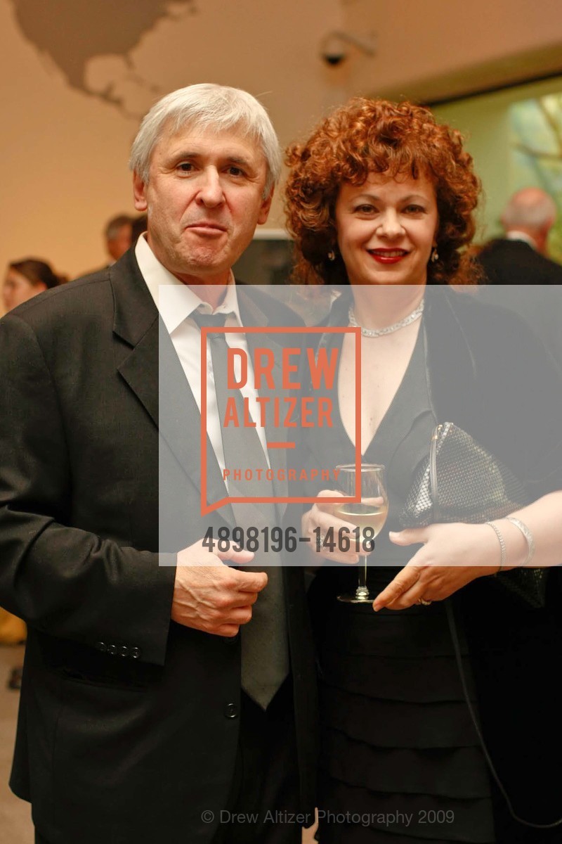 Boris Roytman, Mira Roytman, California Academy of Sciences BIG BANG GALA Featuring CHRIS ISAAC, US, September 26th, 2009, Photo #4898196-14618 Boris Roytman, Mira Roytman, Photo #4898196-14618