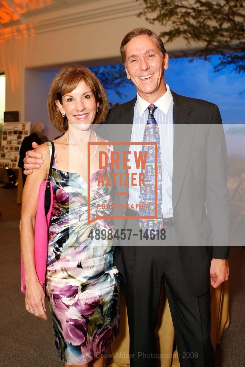Helen Pyne, Russell Pyne, California Academy of Sciences BIG BANG GALA Featuring CHRIS ISAAC, US, September 26th, 2009, Photo #4898457-14618 Helen Pyne, Russell Pyne, Photo #4898457-14618