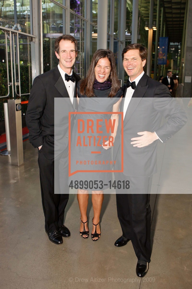 Patrick Bennett, Maria Bennett, Bill Patterson, California Academy of Sciences BIG BANG GALA Featuring CHRIS ISAAC, US, September 26th, 2009, Photo #4899053-14618 Patrick Bennett, Maria Bennett, Bill Patterson, Photo #4899053-14618